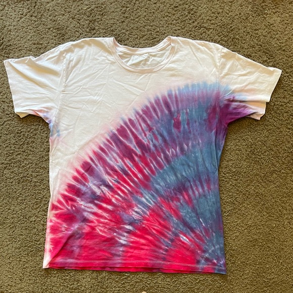 Tie dye t shirt fan fold hand dyed - Picture 1 of 1